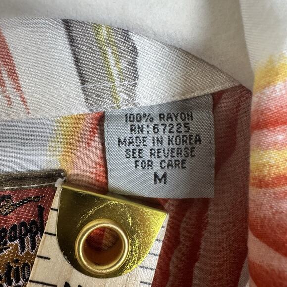 VTG 90’s PineappleConnections Men’s Hawaiian Shirt Rayon PalmTreeSunsetPrint Med - Picture 7 of 7